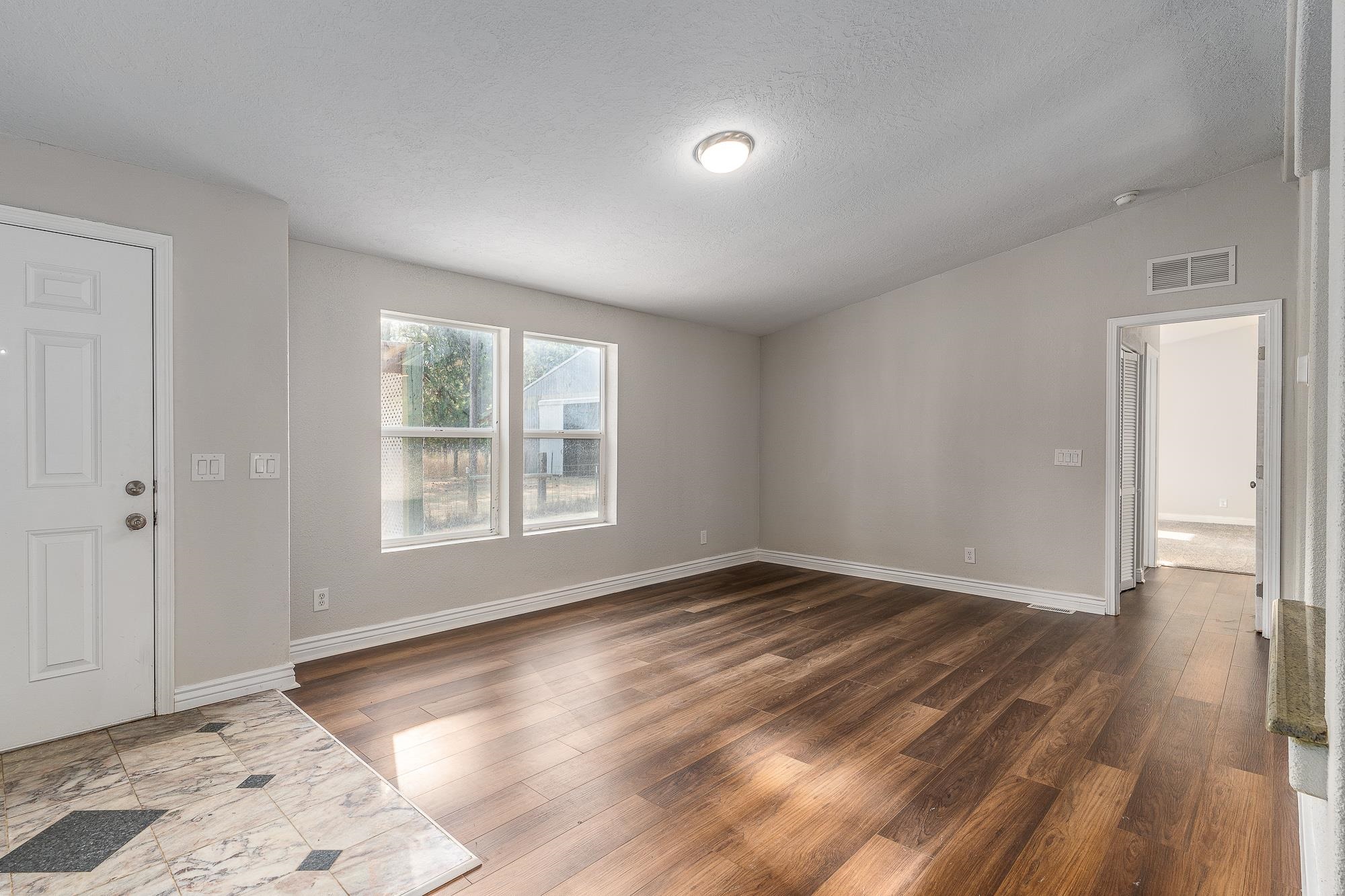 4612 East Woolard Road Colbert, WA 99005 - Photo 3 of 34