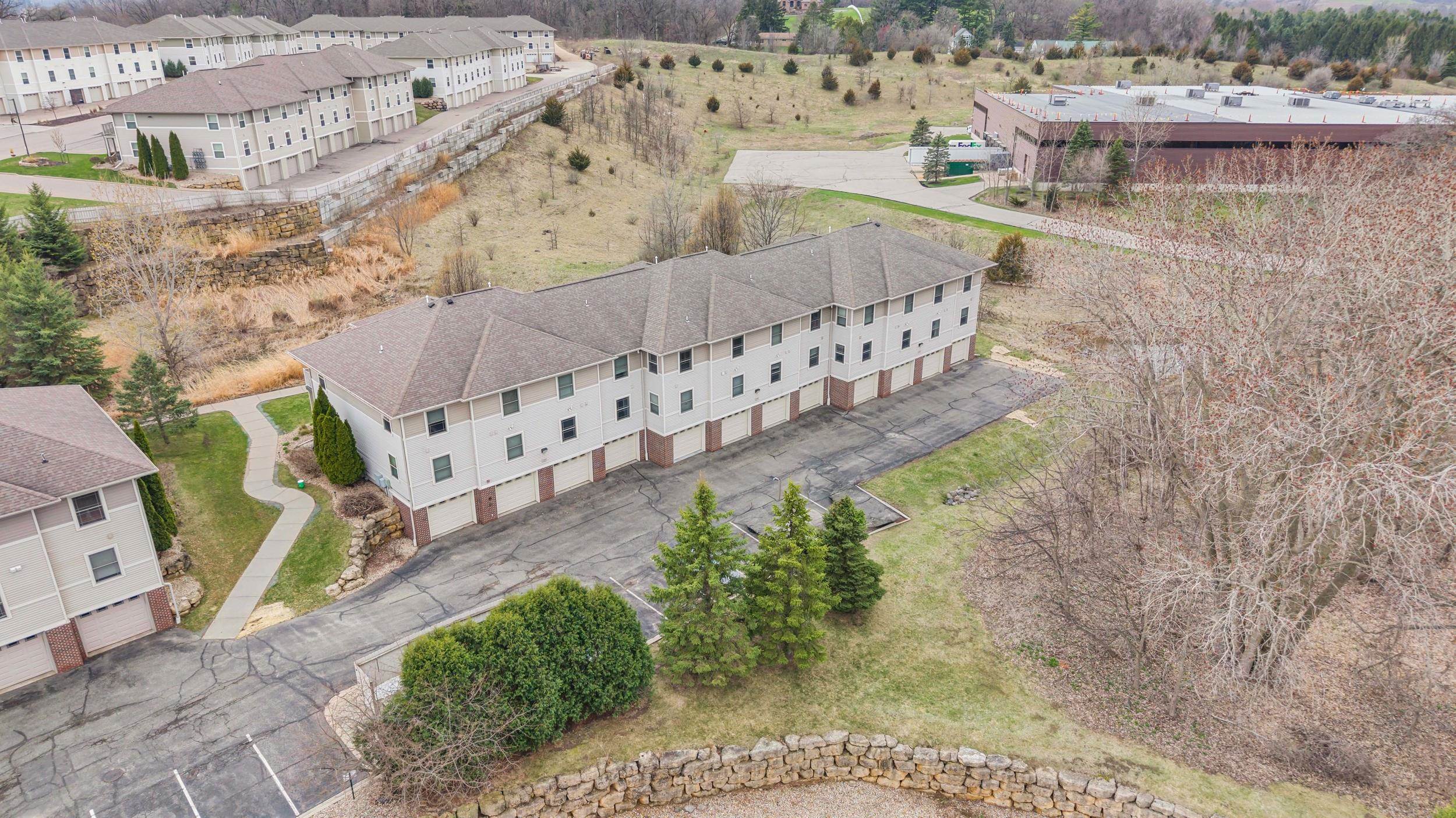 2824 North Pleasant View Road, Unit 202 Middleton, WI 53562 - Photo 35 of 41