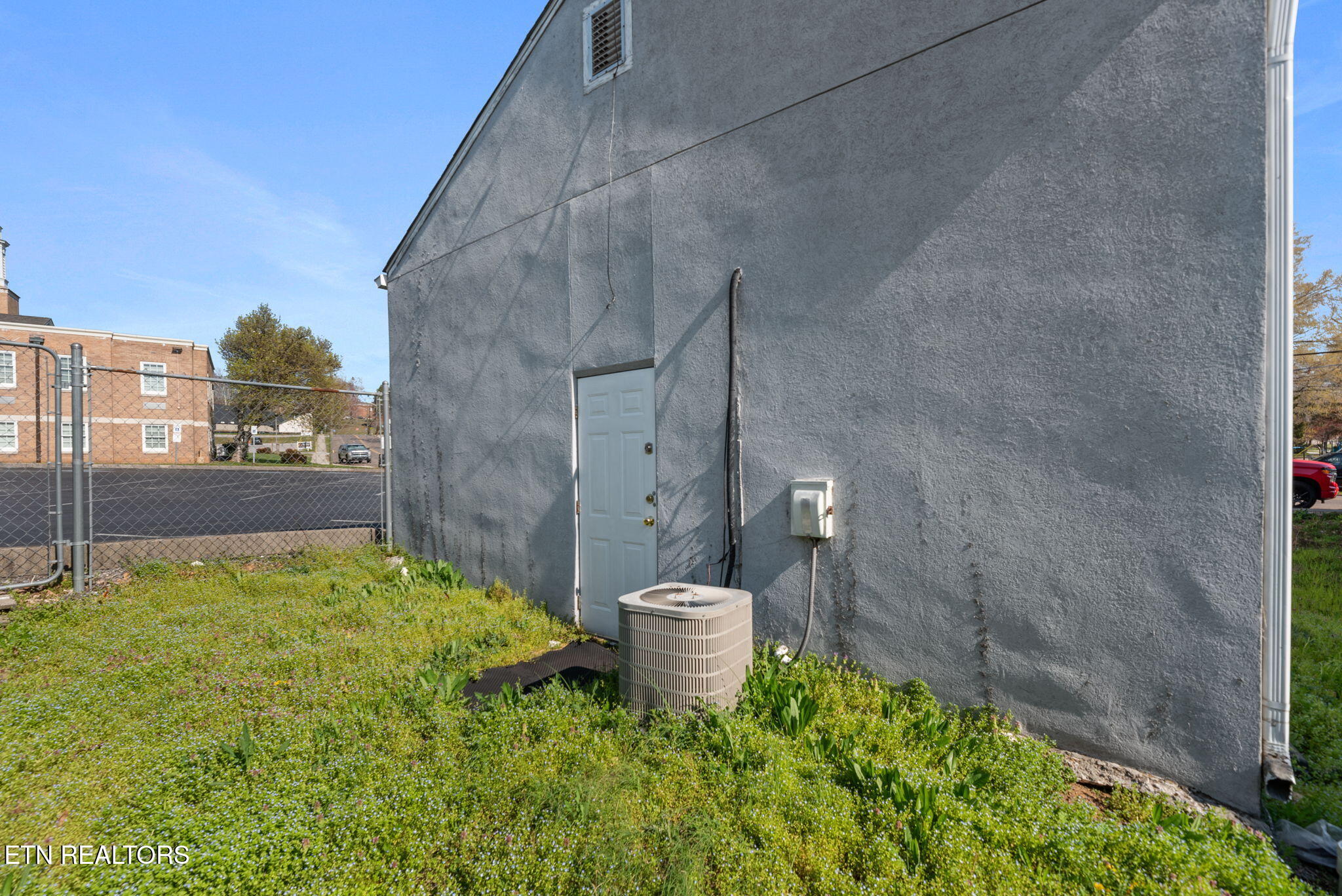 116 Hotel Road Knoxville, TN 37918 - Photo 19 of 20 19-web-or-mls-Hotel116 (39)