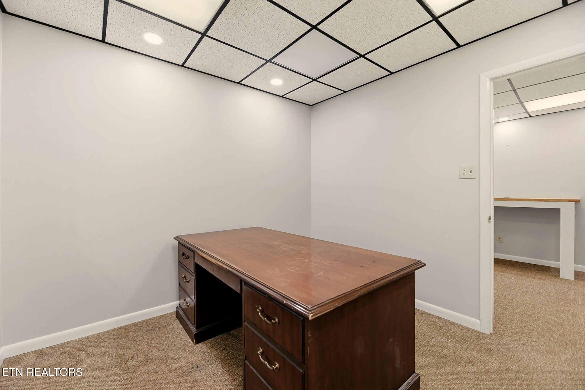 116 Hotel Road Knoxville, TN 37918 - Photo 10 of 20 13-web-or-mls-Hotel116 (26)