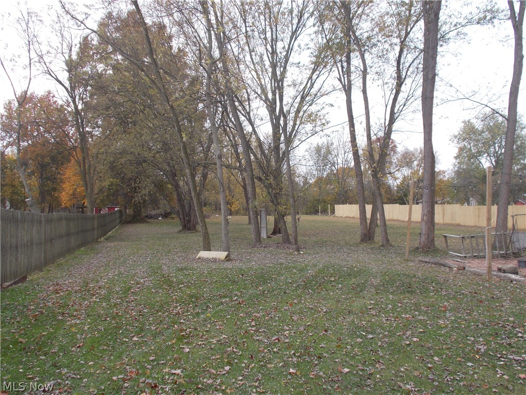 1464 Krumroy Road Akron, OH 44306 - Photo 33 of 35