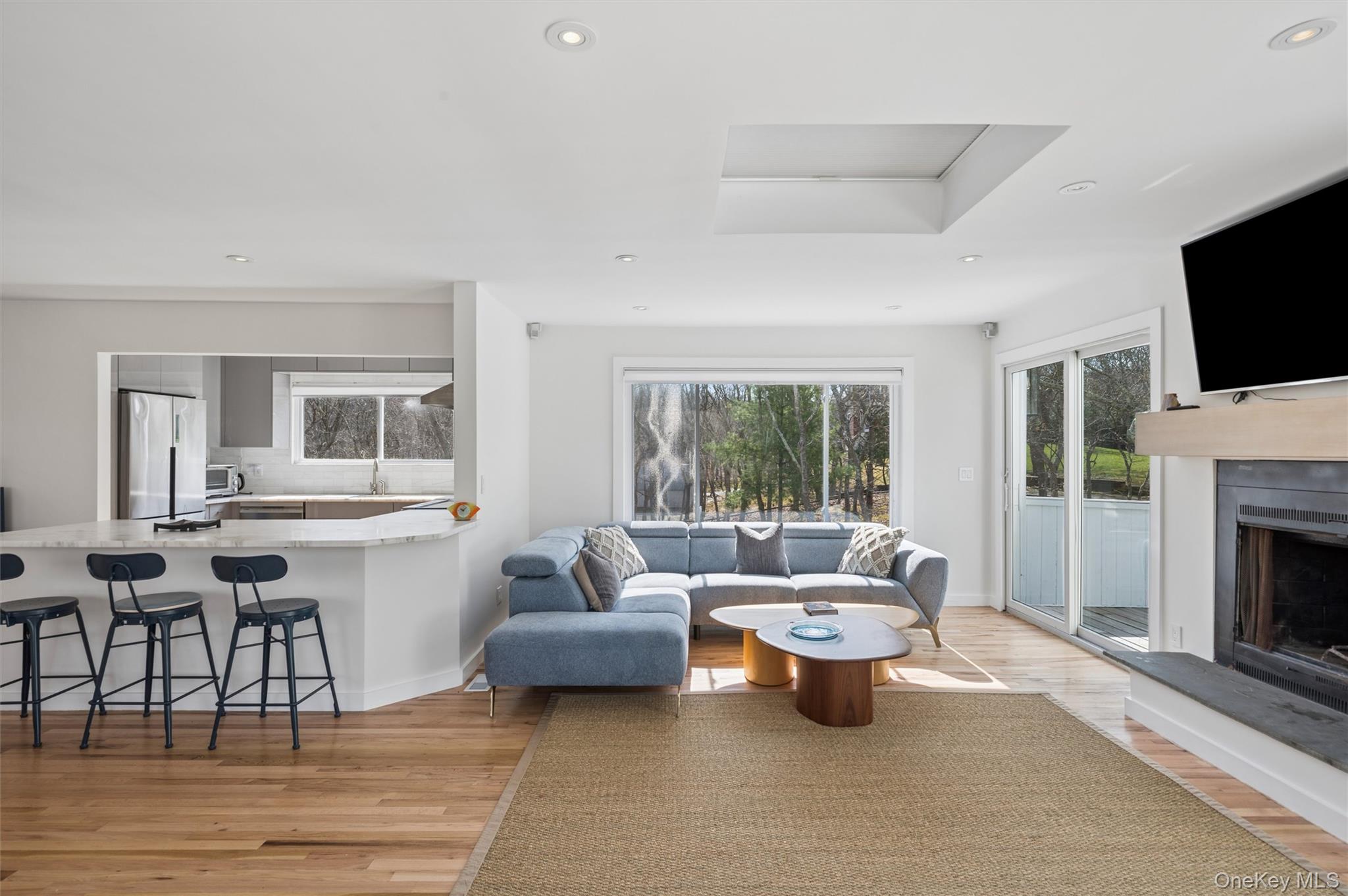 14 Old Trail Road Water Mill, NY 11976 - Photo 7 of 21