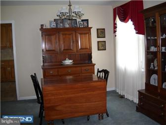 306 Cushmore Road Southampton, PA 18966 - Photo 4 of 12 Dining Room