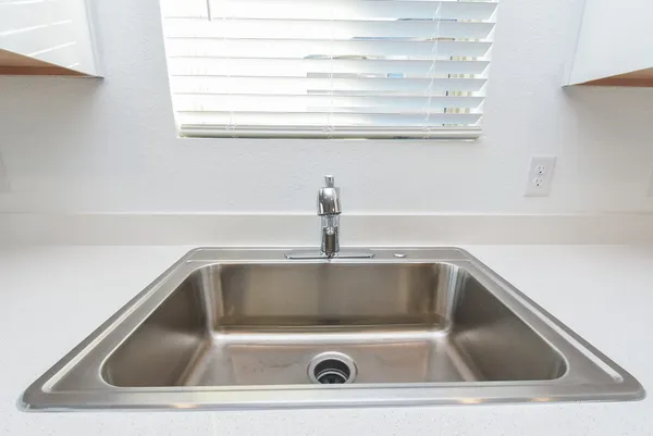 a close view of sink