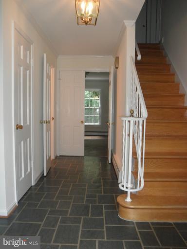 12140 Stirrup Road Reston, VA 20191 - Photo 3 of 30 Foyer