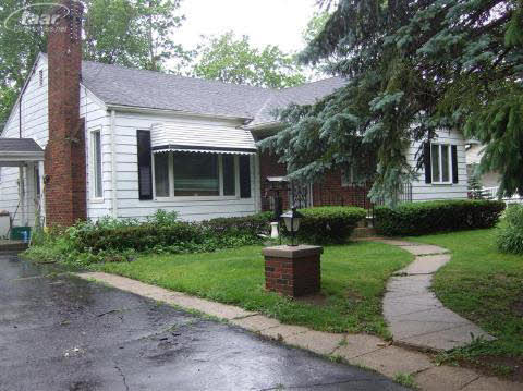 5482 East Potter Road Burton, MI 48509 - Photo 1 of 13 20192573.JPG