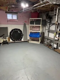 $1,550 | 404 Gillett Avenue, Unit 2, Waukegan, IL 60085