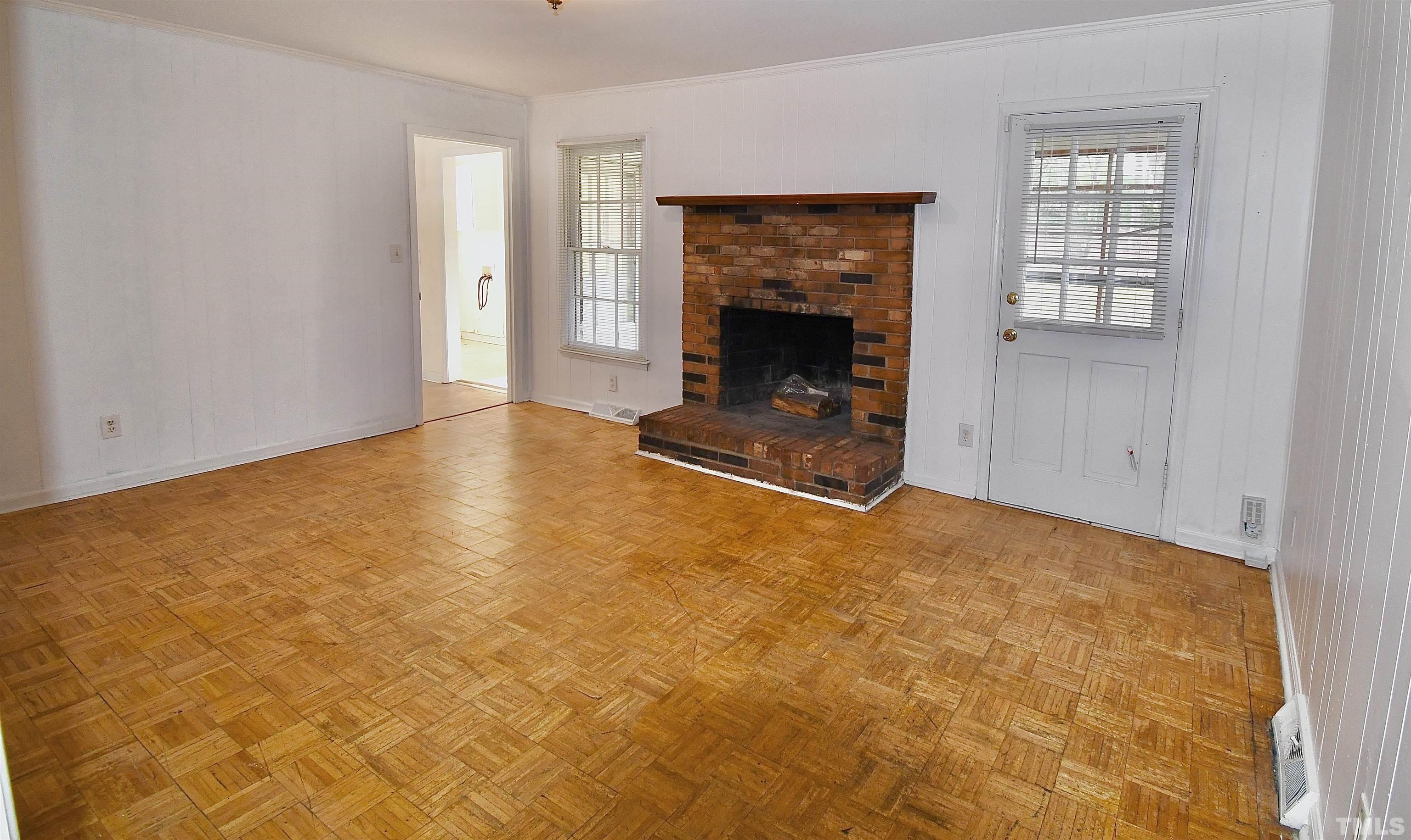 314 Rippling Stream Road Durham, NC 27704 - Photo 12 of 29 Gallery Image 12