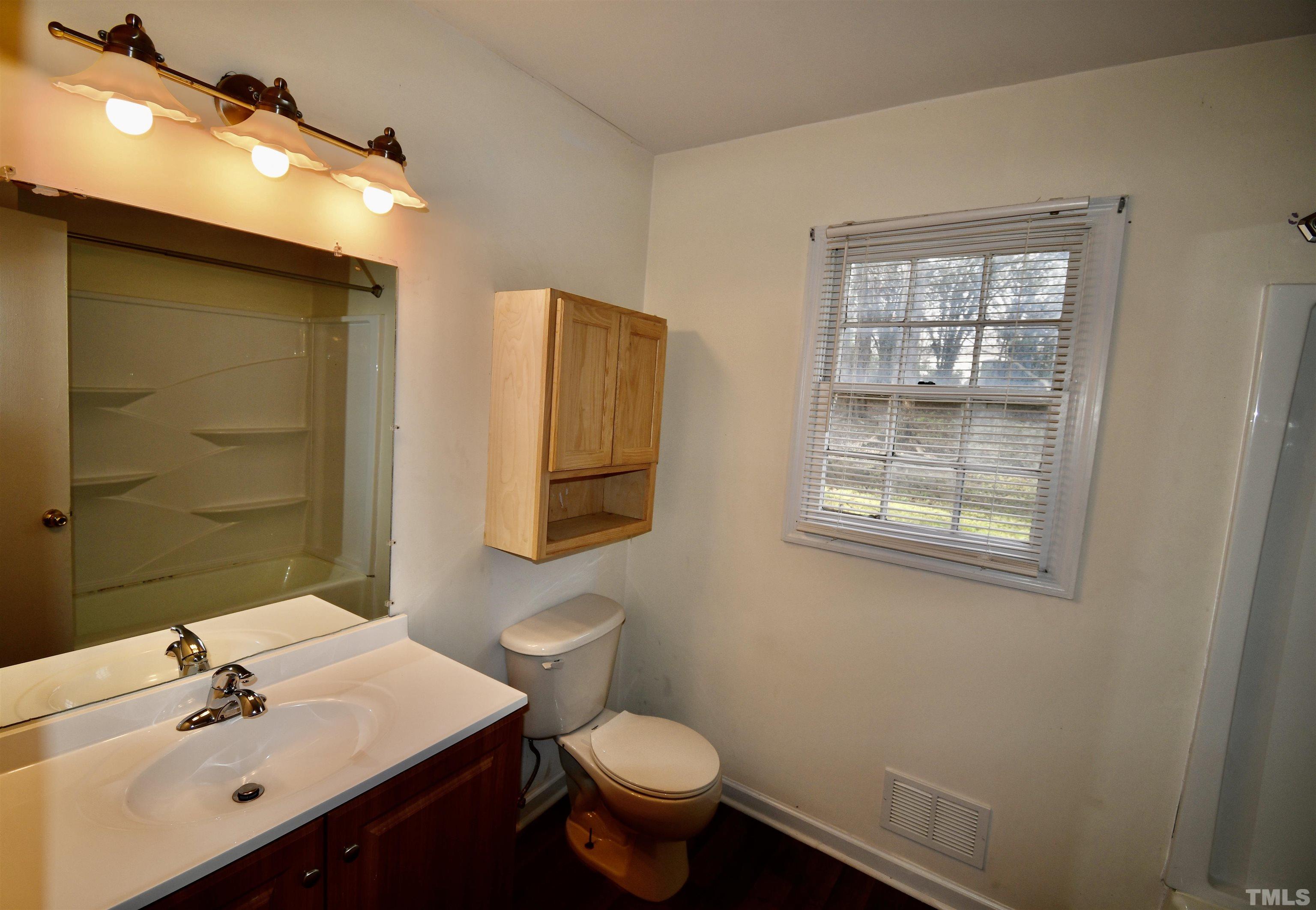 314 Rippling Stream Road Durham, NC 27704 - Photo 18 of 29 Gallery Image 18