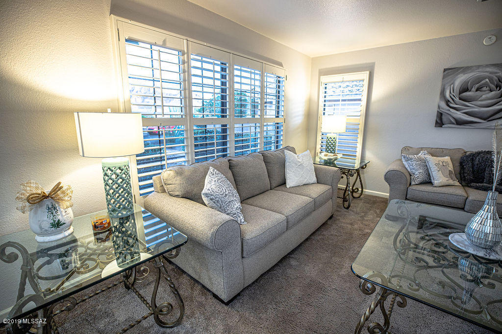 12555 North Copper Queen Way Tucson, AZ 85755 - Photo 5 of 42