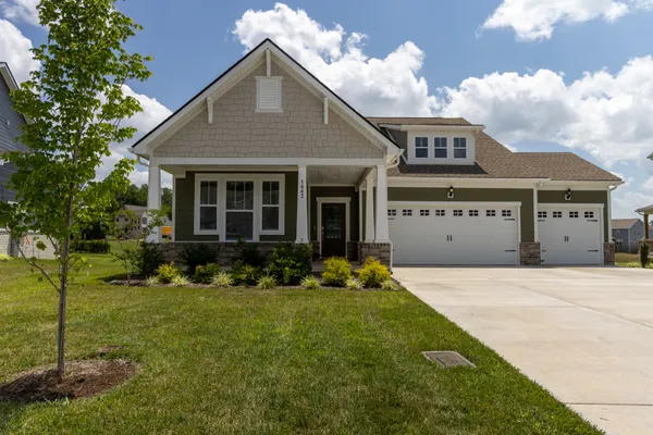 $2,600 | 1442 English Oak Drive, Clarksville, TN 37043