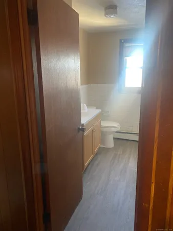 $1,500 | 60 Judd Avenue, New Britain, CT 06051