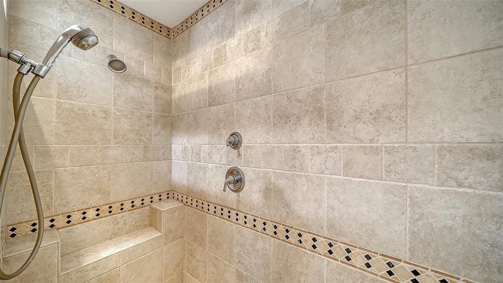 2452 Whippoorwill Circle Sarasota, FL 34231 - Photo 23 of 45