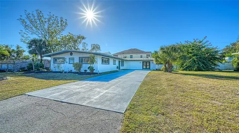 $525,000 | 2452 Whippoorwill Circle, Sarasota, FL 34231