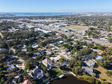 $450,000 | 2452 Whippoorwill Circle, Sarasota, FL 34231