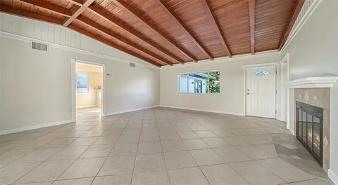 $450,000 | 2452 Whippoorwill Circle, Sarasota, FL 34231