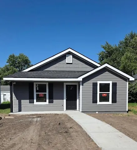 $279,900 | 414 Birch Street, St. Joseph, MO 64501