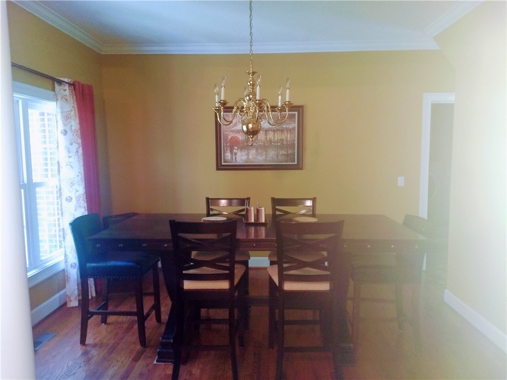 123 Charping Lane Anderson, SC 29621 - Photo 7 of 42 Dining room