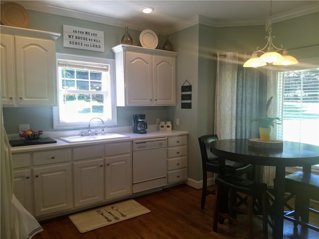 123 Charping Lane Anderson, SC 29621 - Photo 9 of 42 Kitchen