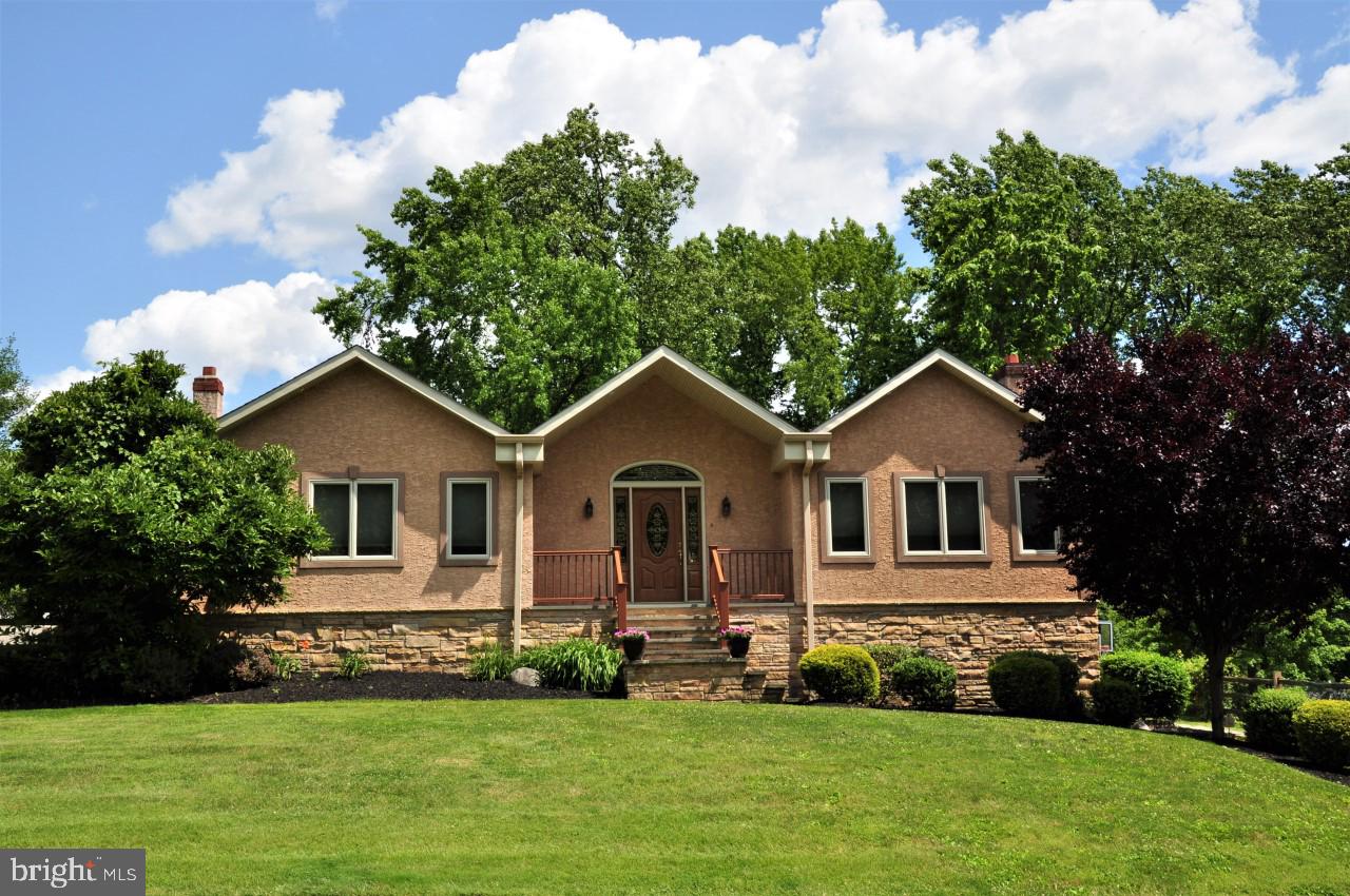3259 Manor Road Huntingdon Valley, PA 19006 - Photo 1 of 53 Curb Appeal