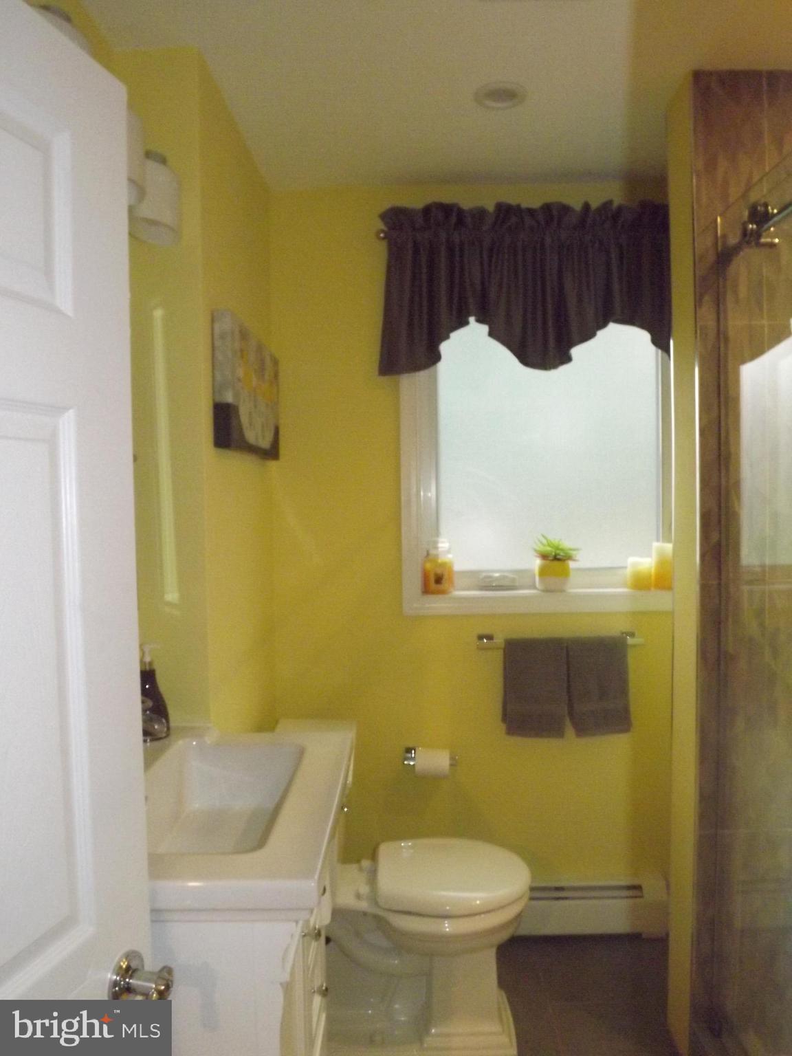 3259 Manor Road Huntingdon Valley, PA 19006 - Photo 21 of 53 Gallery Image 21