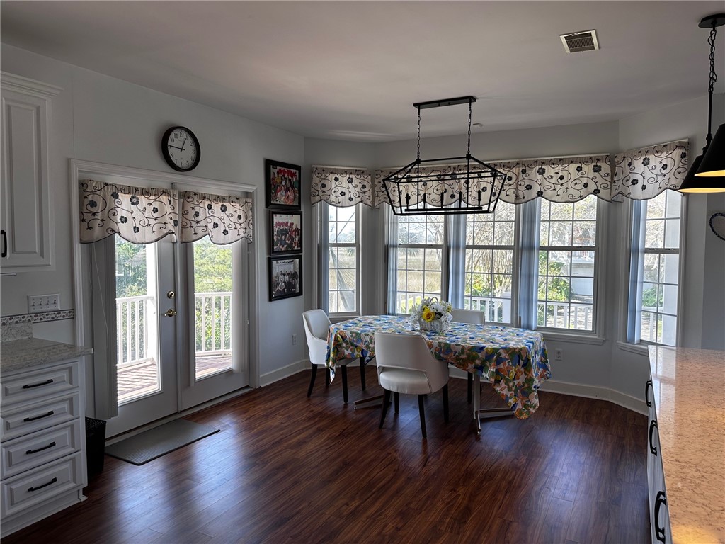 702 Cedar Street St. Simons Island, GA 31522 - Photo 17 of 28