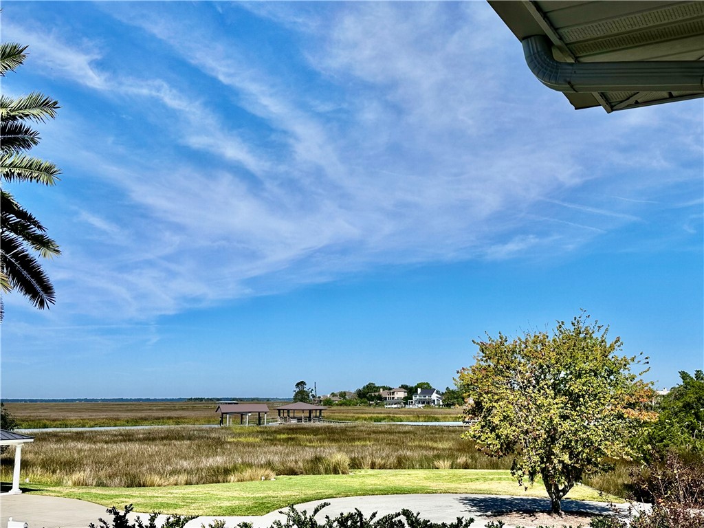 702 Cedar Street St. Simons Island, GA 31522 - Photo 9 of 28