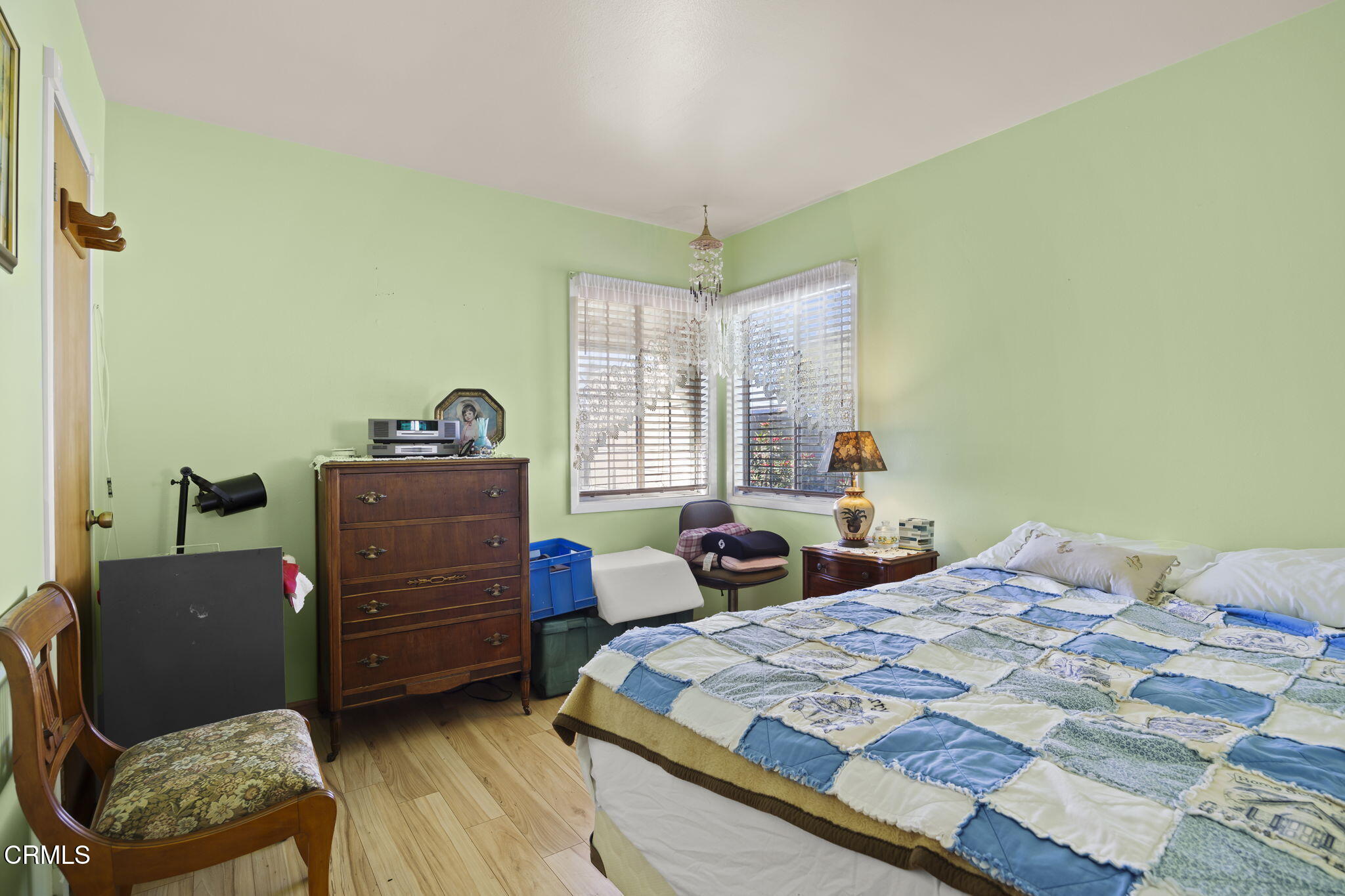 3176 East Clinton Circle Oxnard, CA 93033 - Photo 23 of 41 23-web-or-mls-UpmarketMedia_3176Clinton-