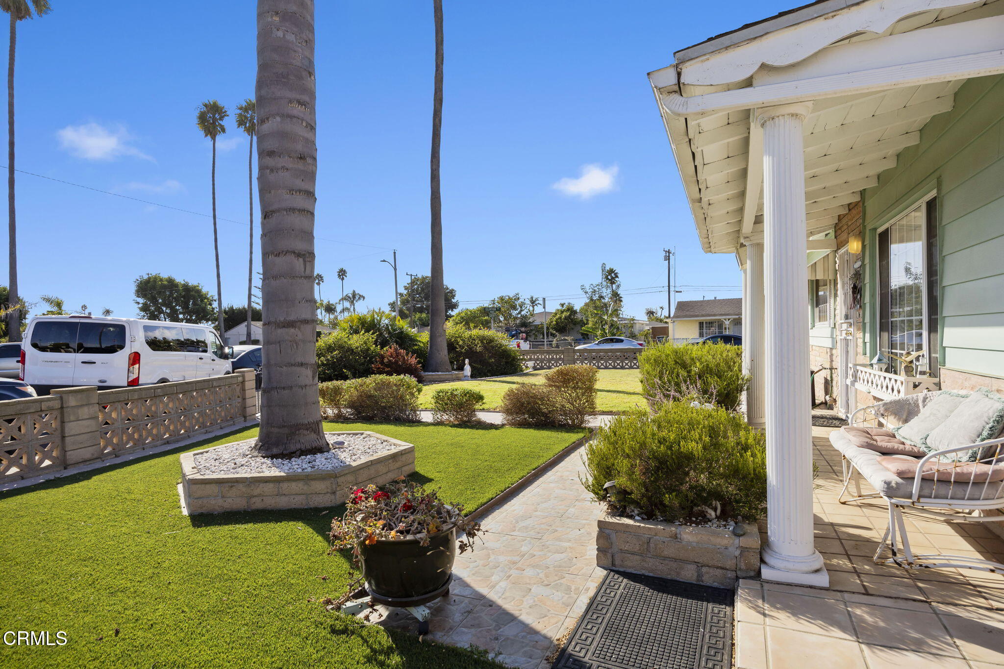 3176 East Clinton Circle Oxnard, CA 93033 - Photo 36 of 41 38-web-or-mls-UpmarketMedia_3176Clinton-