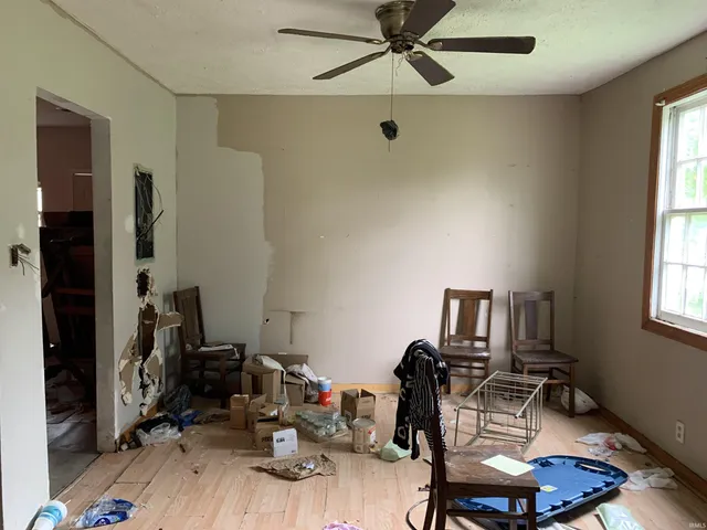 $73,500 | 154 North 6th Street, Elkhart, IN 46516