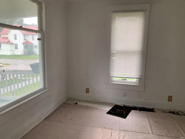 $73,500 | 154 North 6th Street, Elkhart, IN 46516