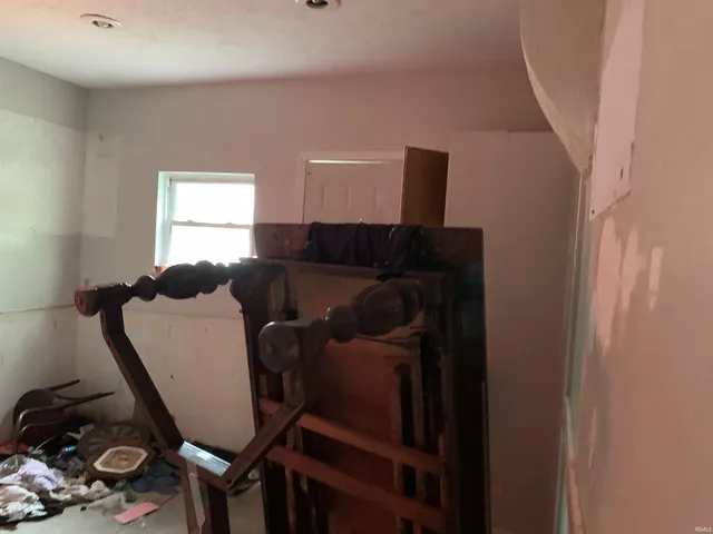 $73,500 | 154 North 6th Street, Elkhart, IN 46516