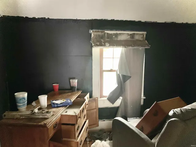 $73,500 | 154 North 6th Street, Elkhart, IN 46516