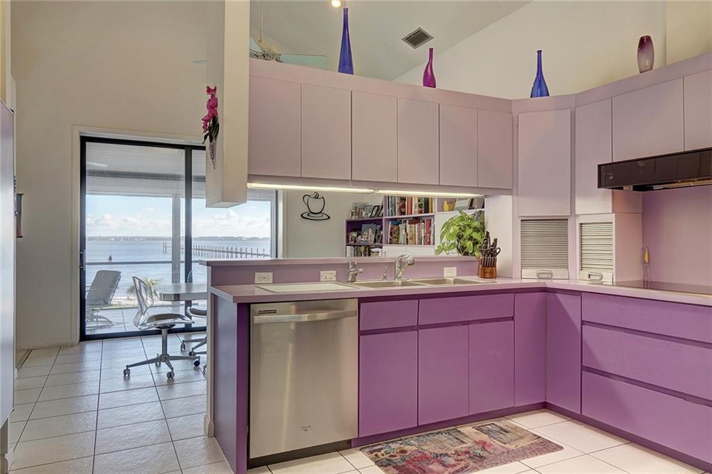 8 South Sewalls Point Road Stuart, FL 34996 - Photo 16 of 57