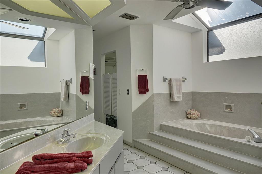 8 South Sewalls Point Road Stuart, FL 34996 - Photo 22 of 57