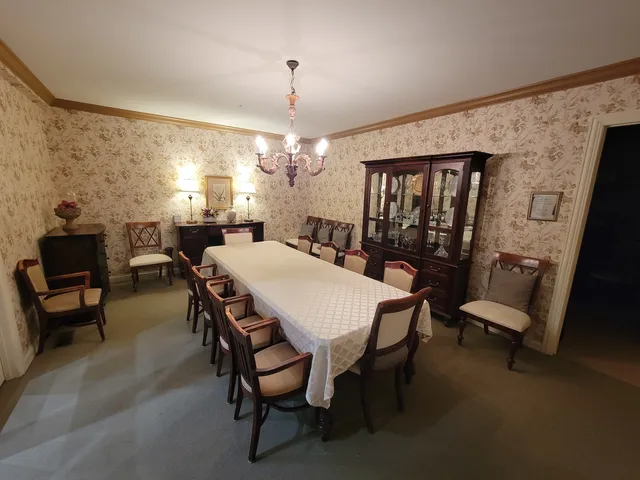 $155,000 | 605 Barrington Avenue, Unit 216, East Dundee, IL 60118