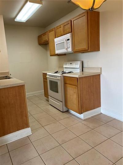 8720 West Livingston Avenue, Unit H Chalmette, LA 70043 - Photo 3 of 4