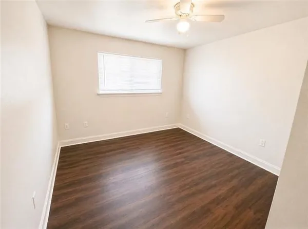 $1,050 | 8720 West Livingston Avenue, Unit H, Chalmette, LA 70043