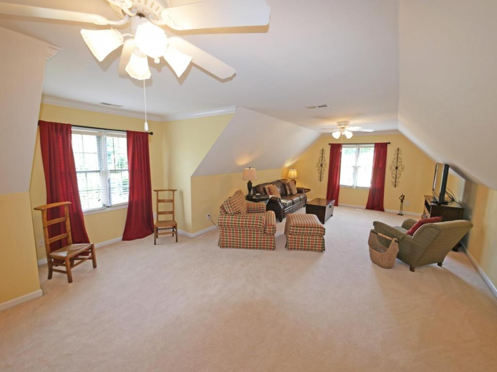 100 Chestnut Ridge Drive Jonesborough, TN 37659 - Photo 27 of 36 Bonus room