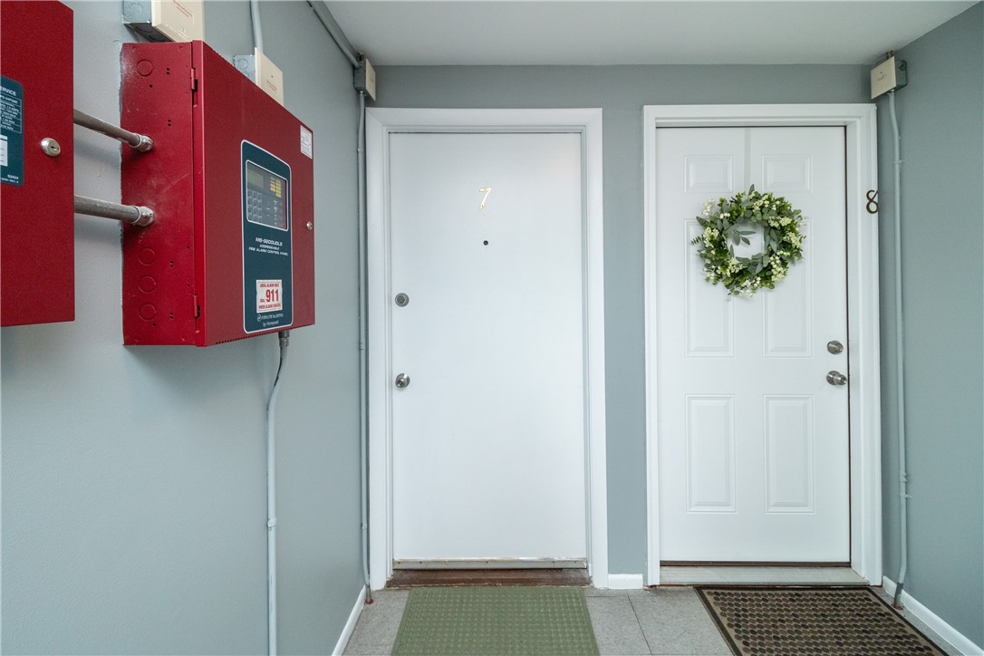 76 Park Street, Unit C7 Pawtucket, RI 02860 - Photo 4 of 24