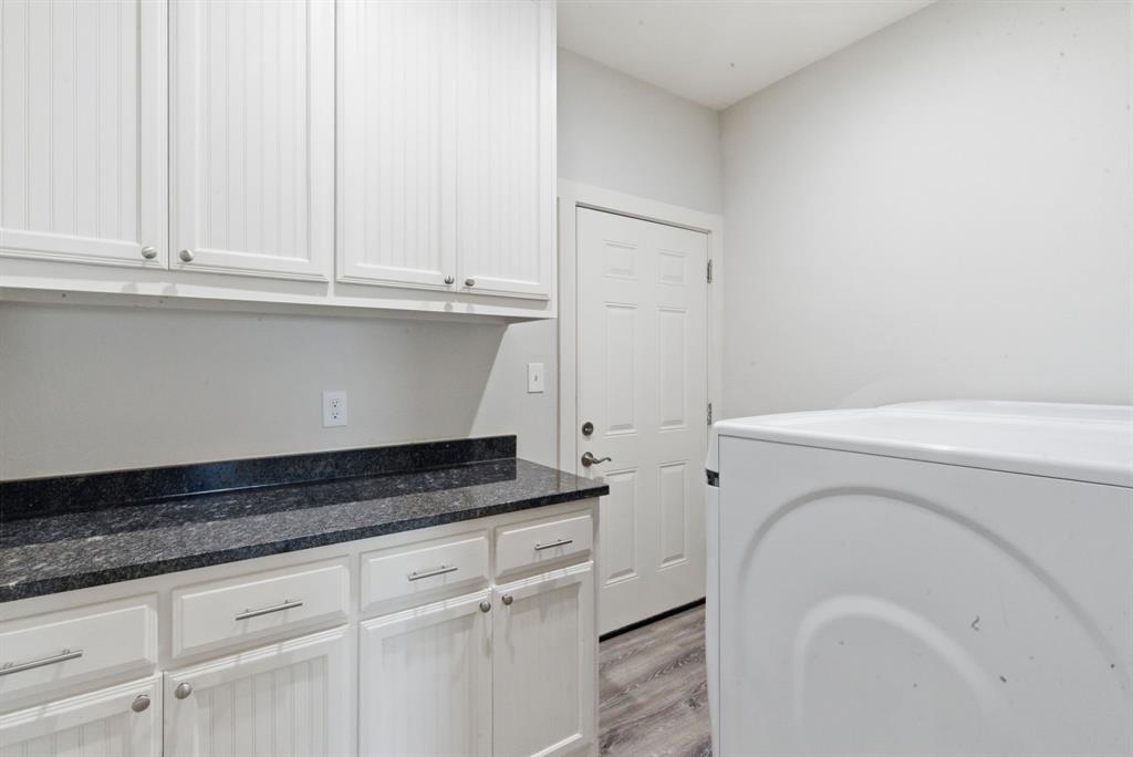 125 Ruidoso Way Mineral Wells, TX 76067 - Photo 12 of 36