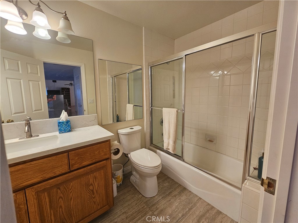11541 Donovan Road Rossmoor, CA 90720 - Photo 25 of 51 Upstairs hallway bathroom