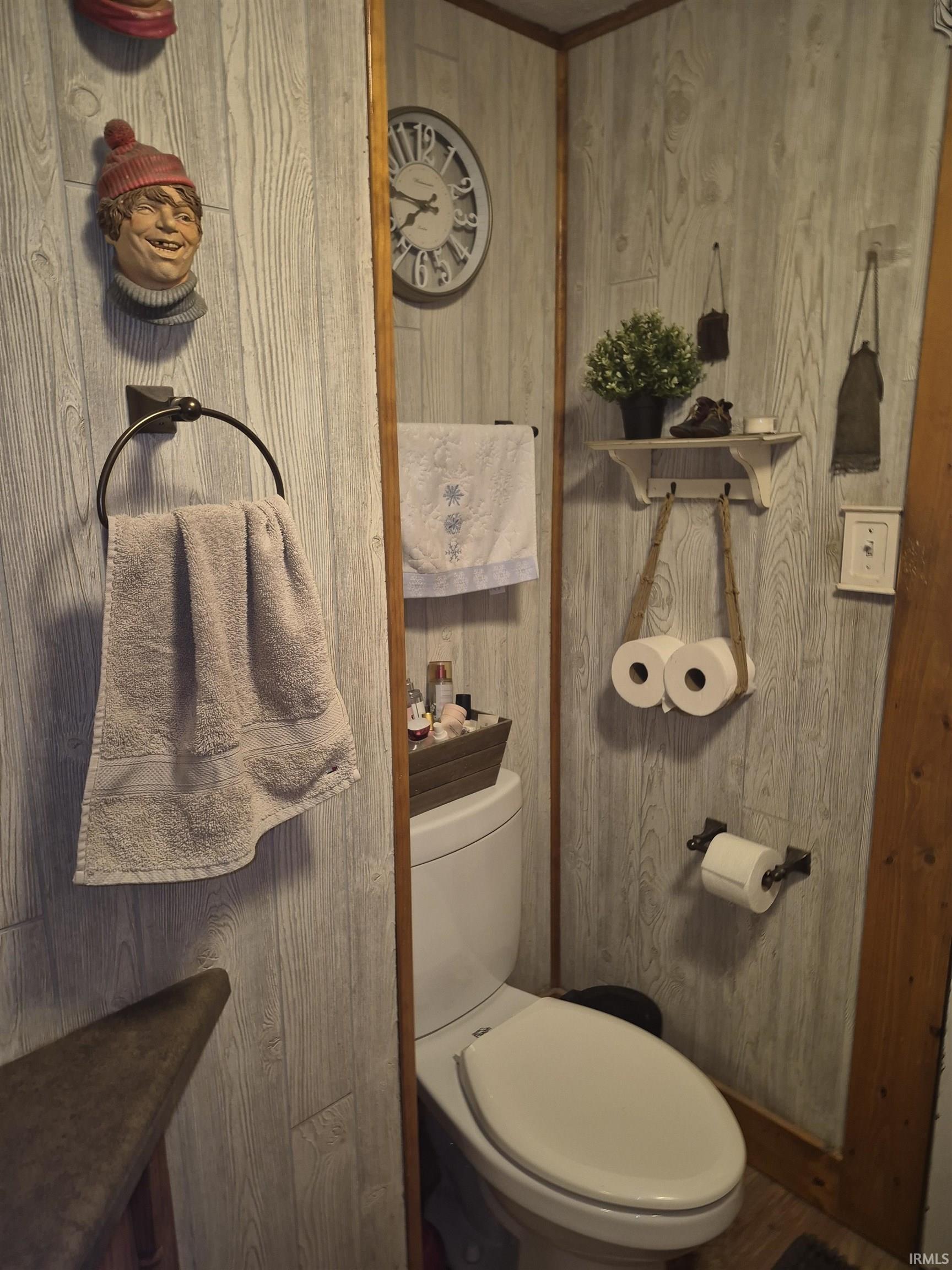 8 North Meridian Street Redkey, IN 47373 - Photo 15 of 27