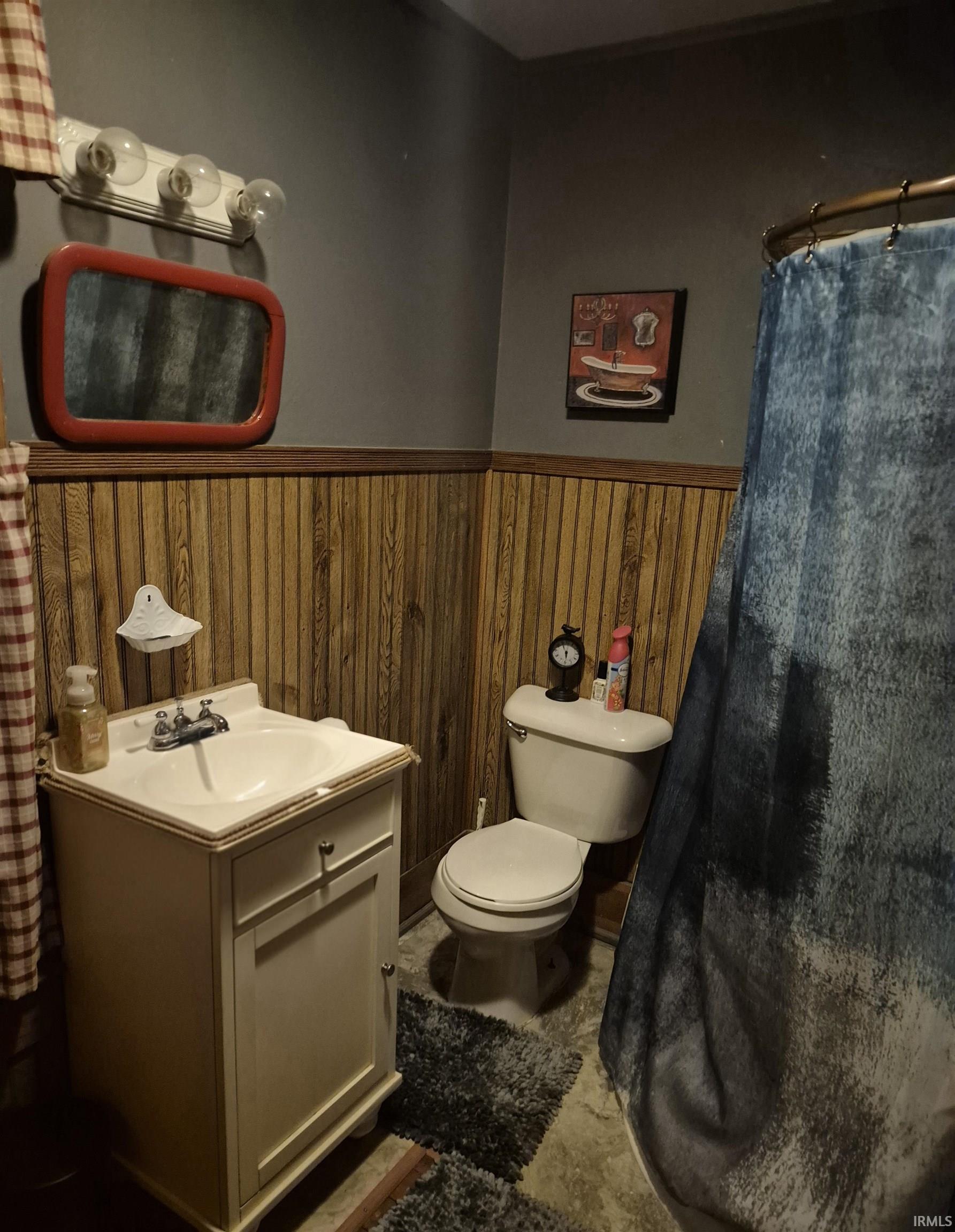 8 North Meridian Street Redkey, IN 47373 - Photo 16 of 27