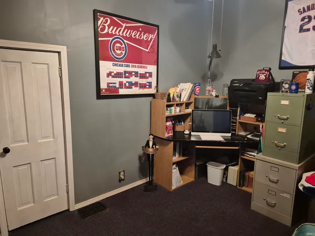 $165,000 | 8 North Meridian Street, Redkey, IN 47373