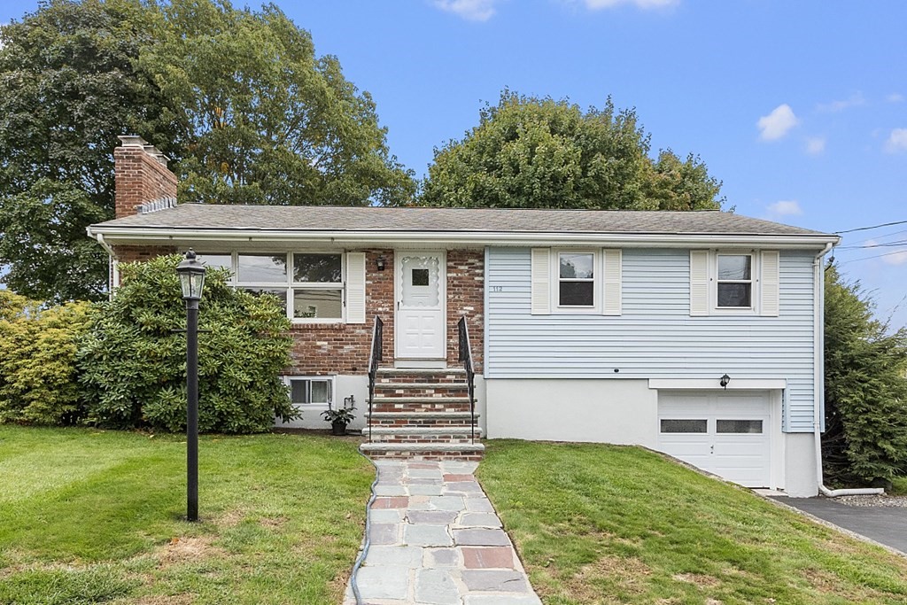 112 Kingston Road Waltham, MA 02451 - Photo 1 of 34