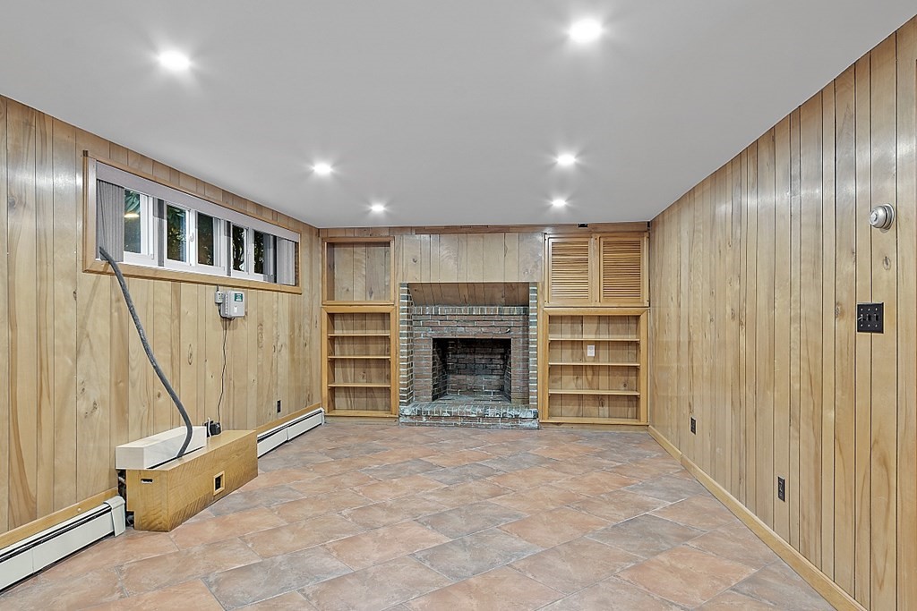 112 Kingston Road Waltham, MA 02451 - Photo 25 of 34