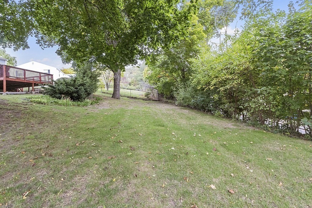 112 Kingston Road Waltham, MA 02451 - Photo 33 of 34