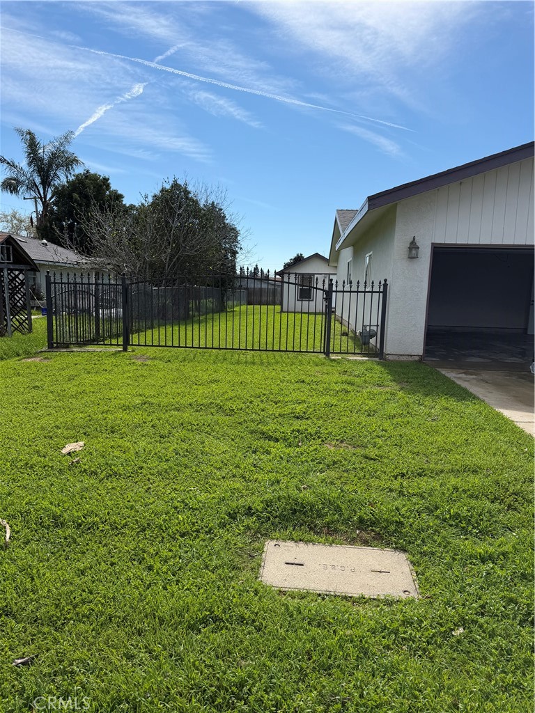 1056 East Alexander Avenue Merced, CA 95340 - Photo 7 of 36