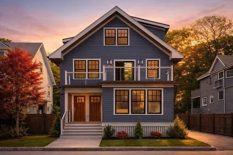 $2,650,000 | 95 Stedman Street, Unit 1, Brookline, MA 02446